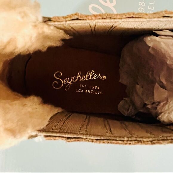 SEYCHELLES Pool Cozy Suede Fur Bootie, Ankle Bootie, Tan/Brown, Size‎ 10, NWT - Picture 4 of 15